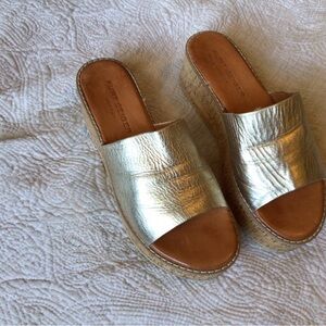 Kurt Geiger Women's Gold Wedge Sandals